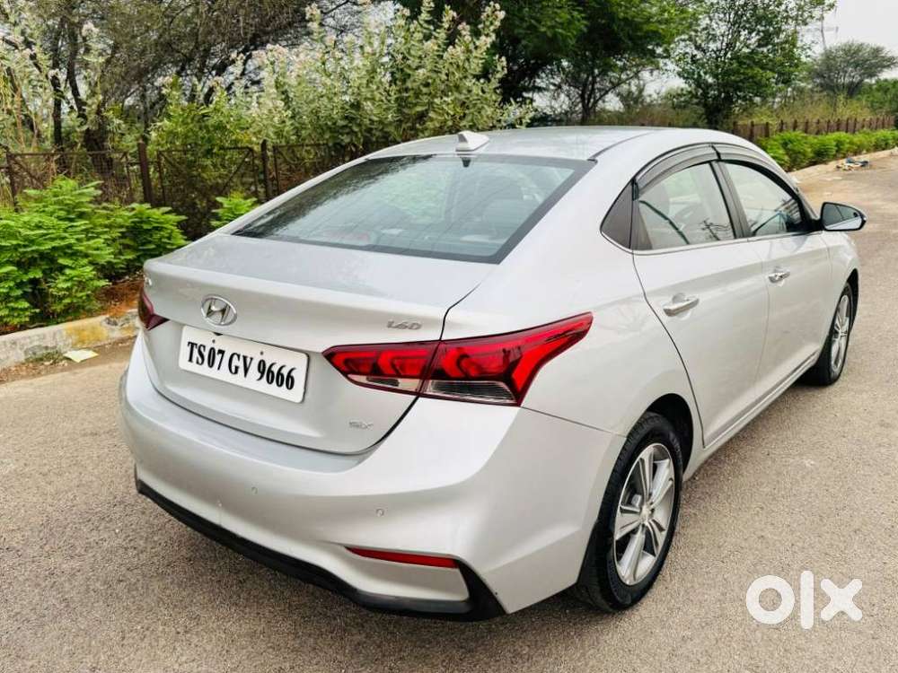 Hyundai Verna 1.6 Sx (o) Crdi, 2018