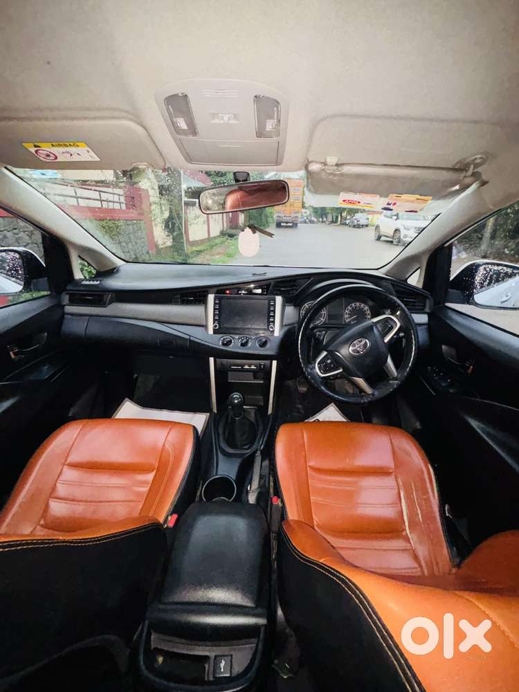 Toyota Innova Crysta 2.4 G Mt, 2022, Diesel