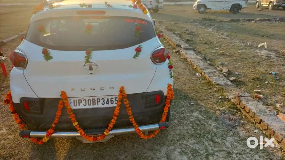 Mujhe Car Jaldi Bechna H