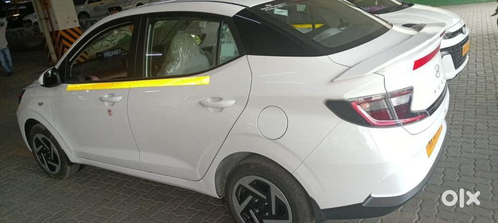 Hyundai Aura 2026 Cng & Hybrids 8000 Km Driven