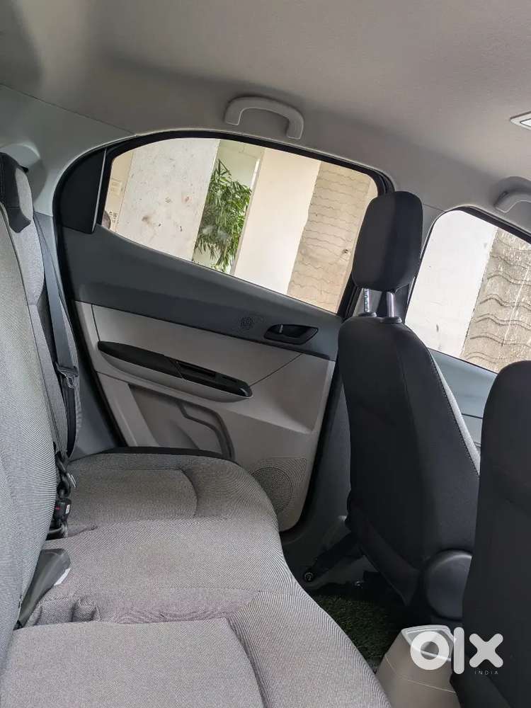 Tata Tiago Revotron 2026 Petrol