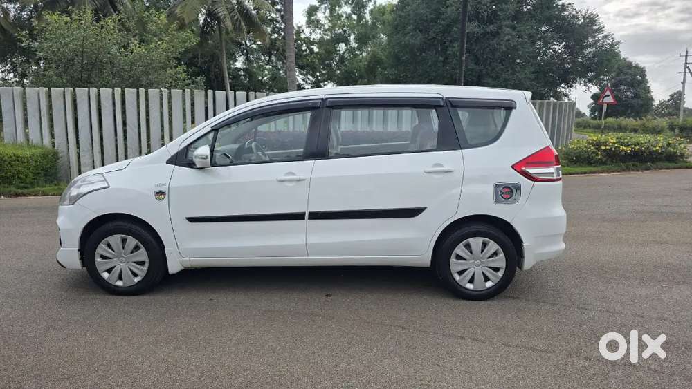 2017 Maruti Suzuki Ertiga Vxi Abs