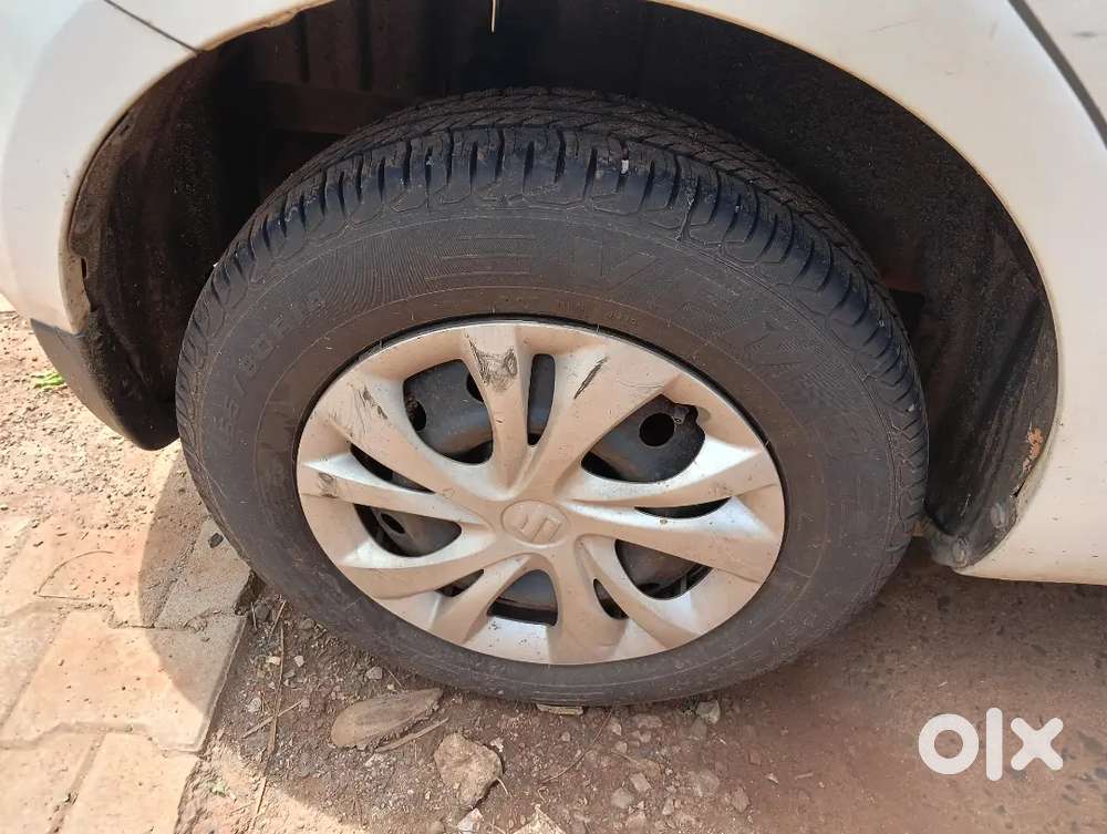 Maruti Suzuki Swift 2011 Lxi Petrol