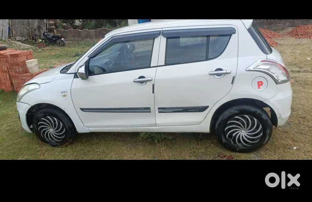 Maruti Suzuki Swift 2016 Petrol 80000 Km Driven