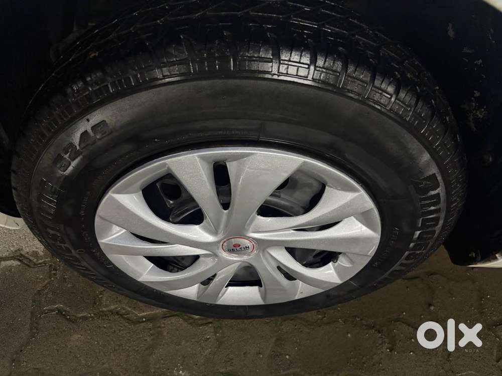Maruti Suzuki Swift Vxi + Manual, 2015, Petrol