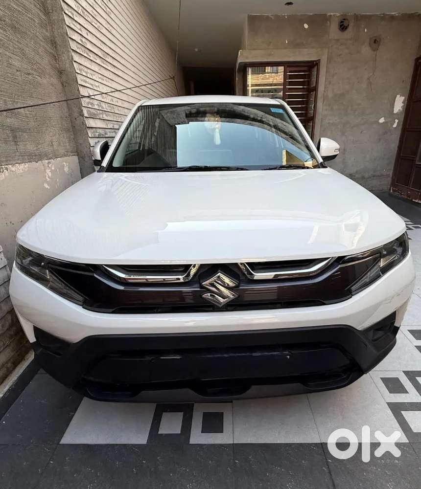 Maruti Brezza Lxi 2026