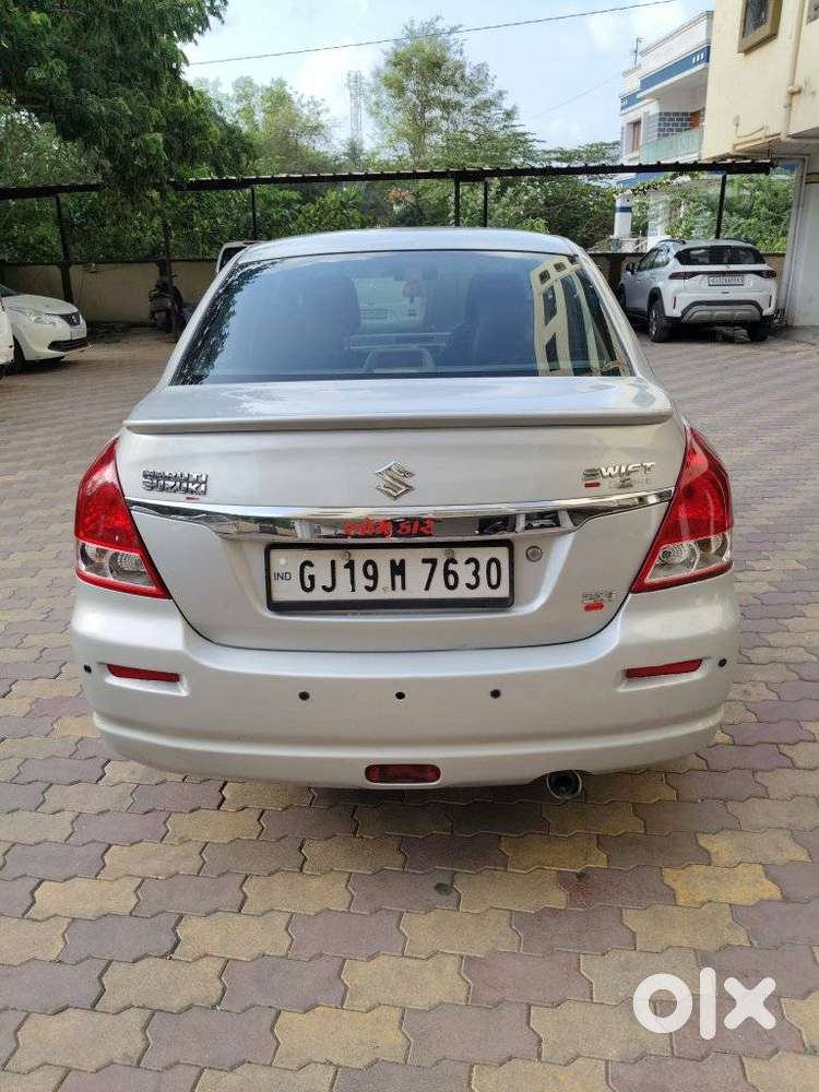 Maruti Suzuki Swift Dzire 1.2 Zxi Bsiv, 2011, Petrol