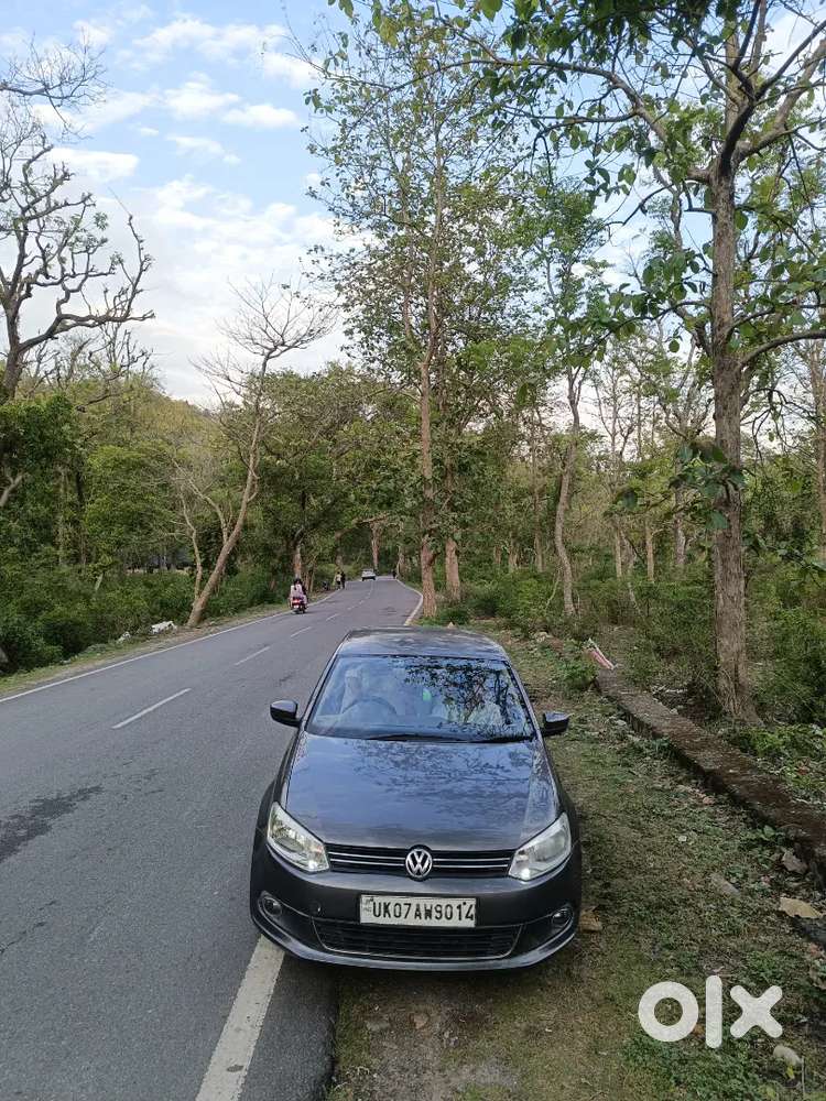 Volkswagen Vento  Highline 2013