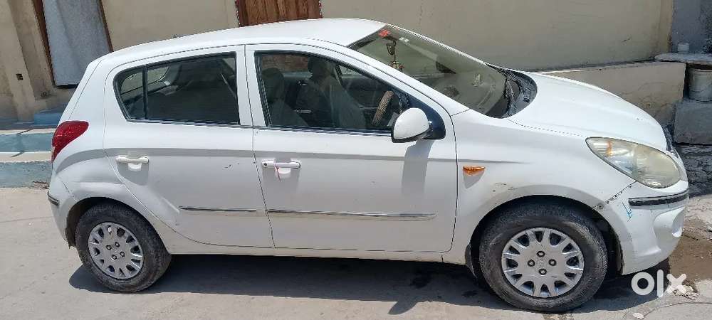 Hyundai I20 2011 Petrol Well Maintained