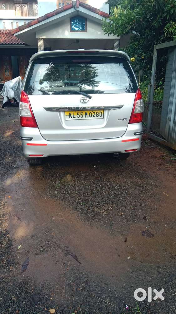Toyota Innova 2013 Diesel Well Maintained