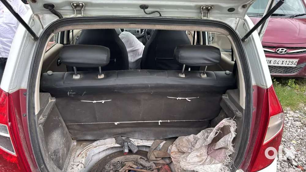 Hyundai I10 2012 Petrol 124000 Km Driven
