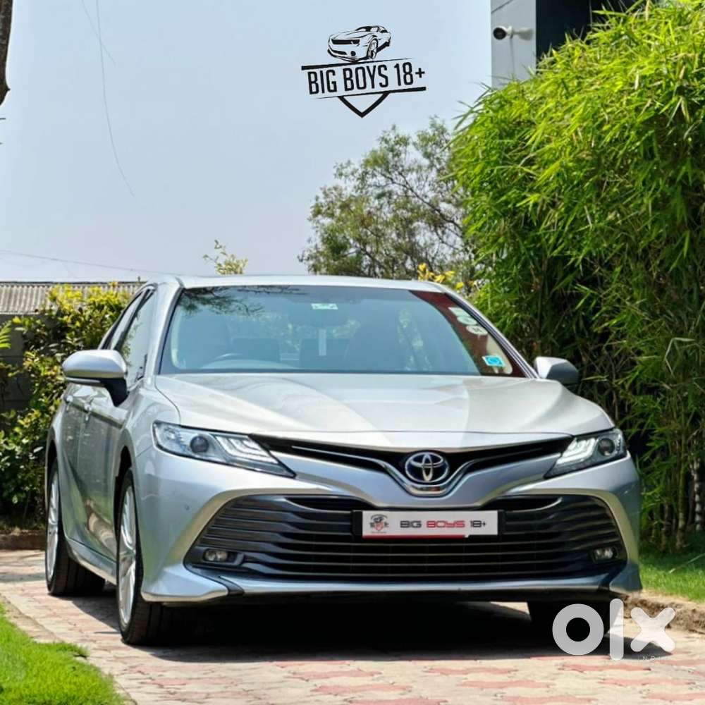 Toyota Camry Hybrid, 2020, Petrol