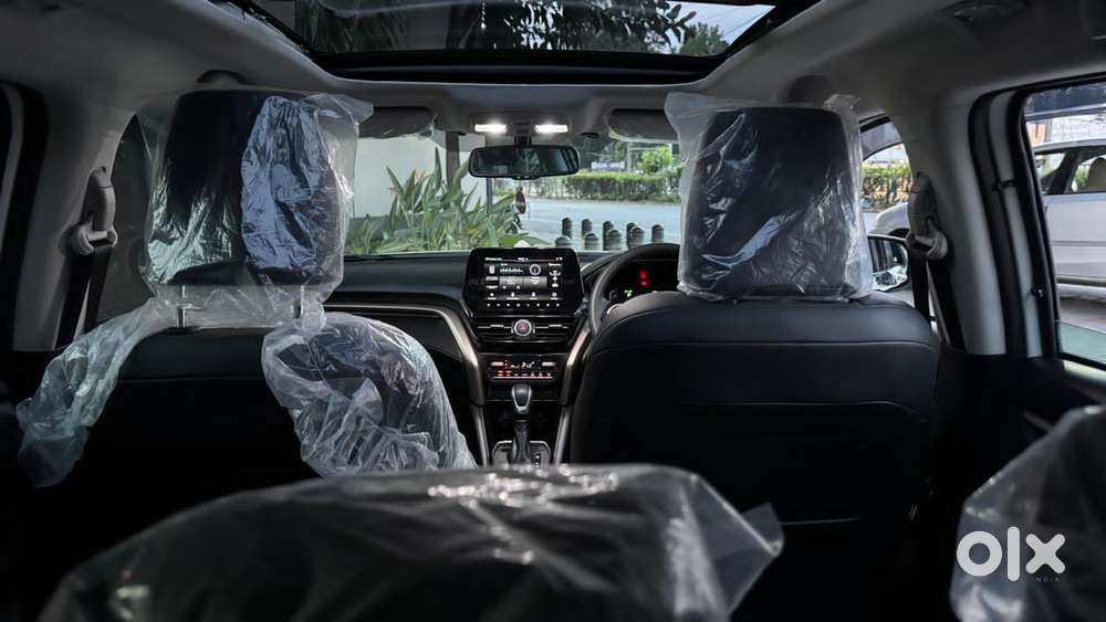 Maruti Suzuki Grand Vitara Alpha Smart Hybrid, 2024, Petrol
