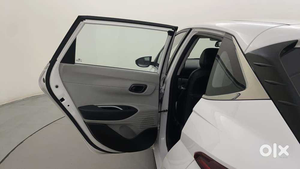 Hyundai New I20 1.2 Asta (o) Ivt, 2024, Petrol