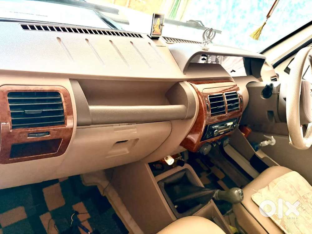 Mahindra Bolero 2.5 2015 Special Edition Top