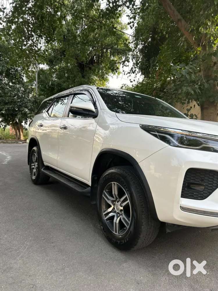 Toyota Fortuner 2024 Diesel Well Maintained