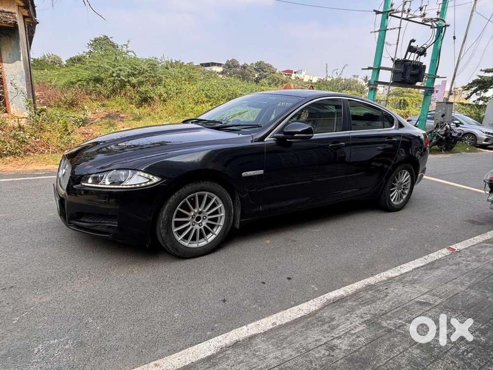 Jaguar Xf 2014 Diesel 36000 Km Driven