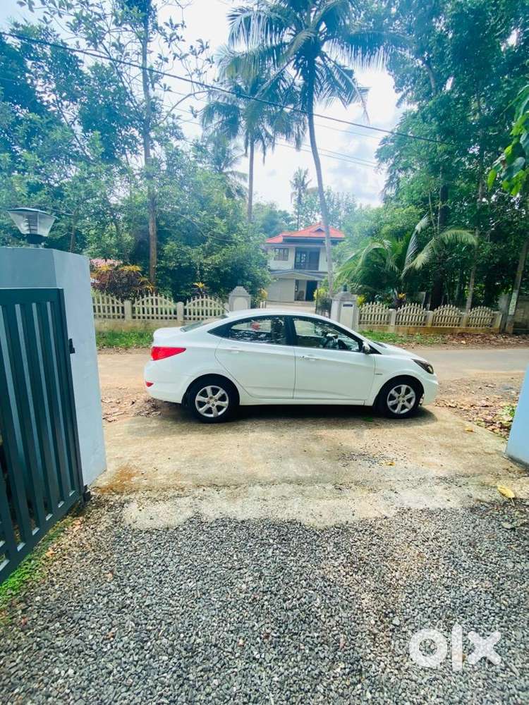 2011 Hyundai Verna Petrol  Excellent Condition  100198 Km