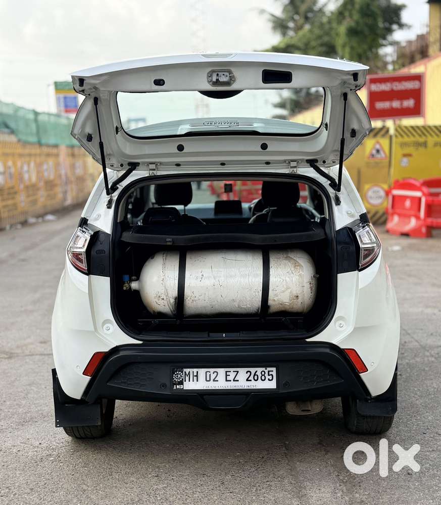 Tata Nexon 1.2 Revotron Xza Plus, 2018, Cng & Hybrids
