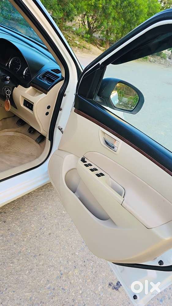 Maruti Suzuki Swift Dzire Vdi Optional, 2016, Diesel