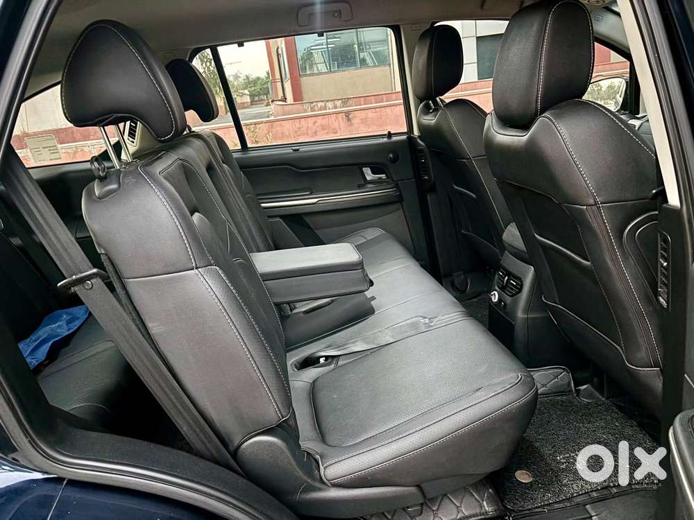 Tata Hexa 2.2 Xta 4x2 7 Str Dual Tone, 2018, Diesel