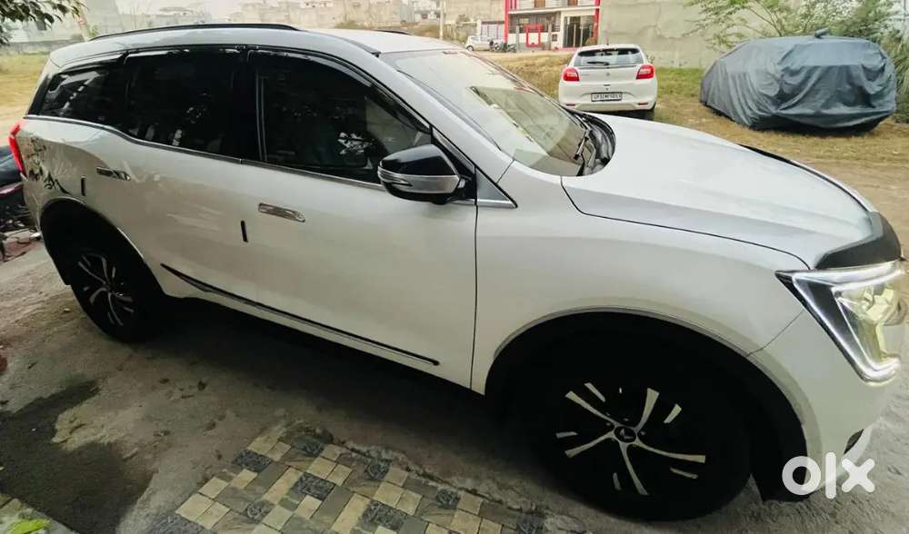 Mahindra Xuv700 2022 Petrol Well Maintained