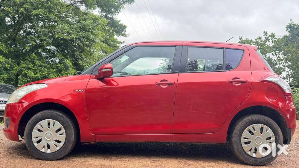 Maruti Suzuki Swift Vxi + Manual, 2014, Petrol