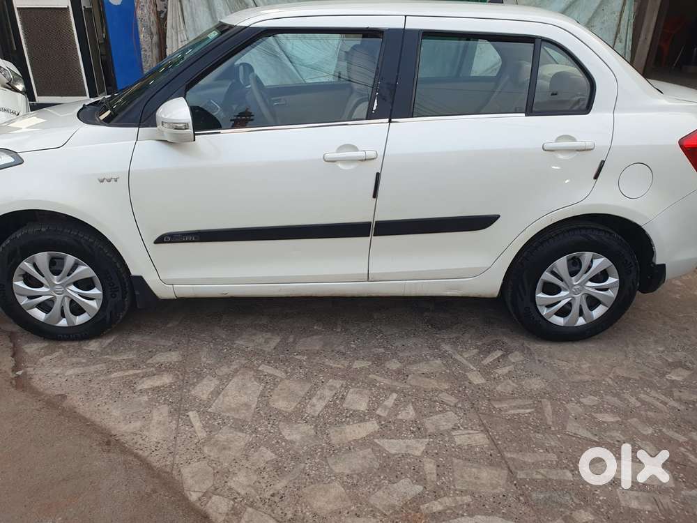 Maruti Suzuki Swift Dzire Vxi Optional, 2017, Petrol
