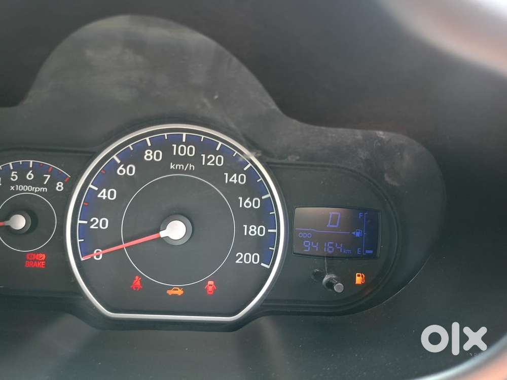 Hyundai I10 Sportz 2012 Automatic