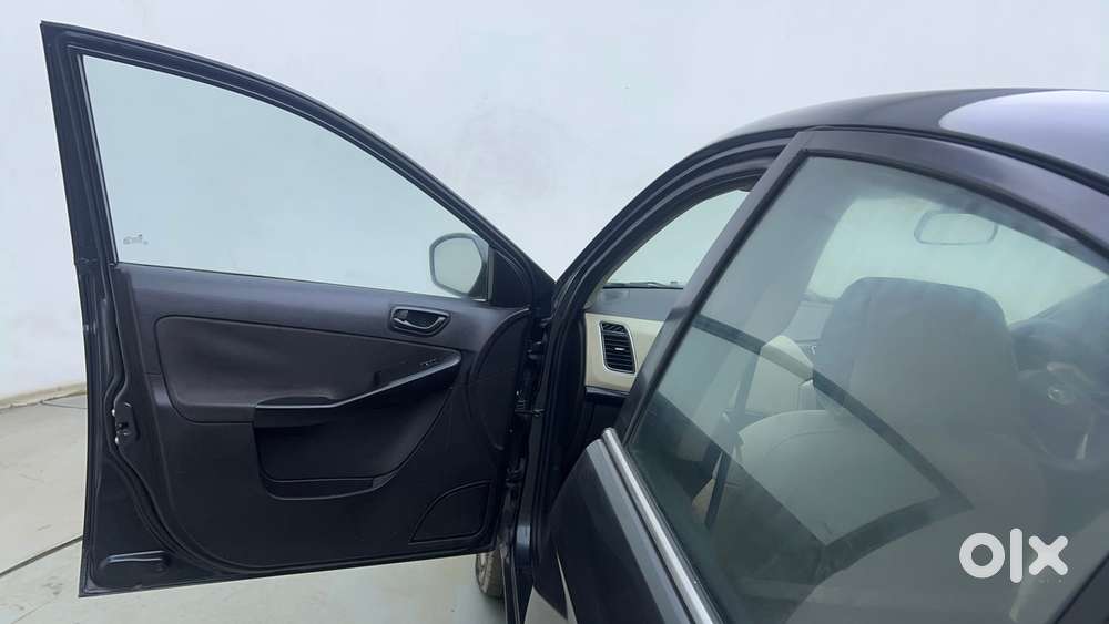 Tata Zest Revotron 1.2t Xms, 2016, Petrol