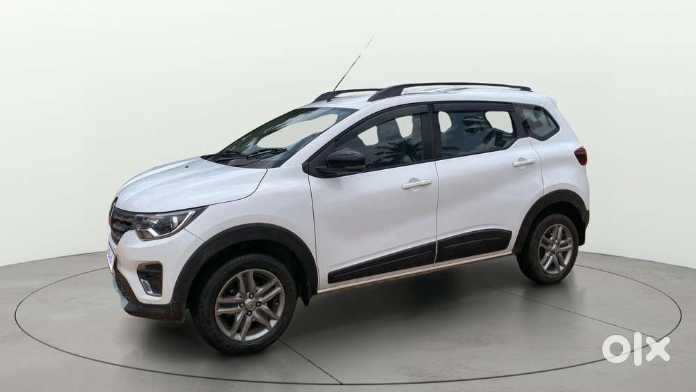 Renault Triber Rxz, 2021, Petrol