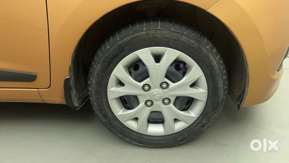 Hyundai Grand I10 1.2 Kappa Sportz, 2015, Petrol
