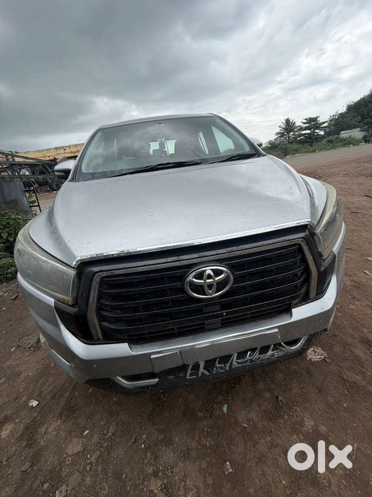 Toyota Innova Crysta 2017