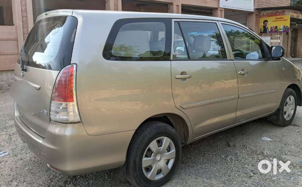 Toyota Innova 2.5 Gx 8 Str Bs-iii, 2009, Diesel