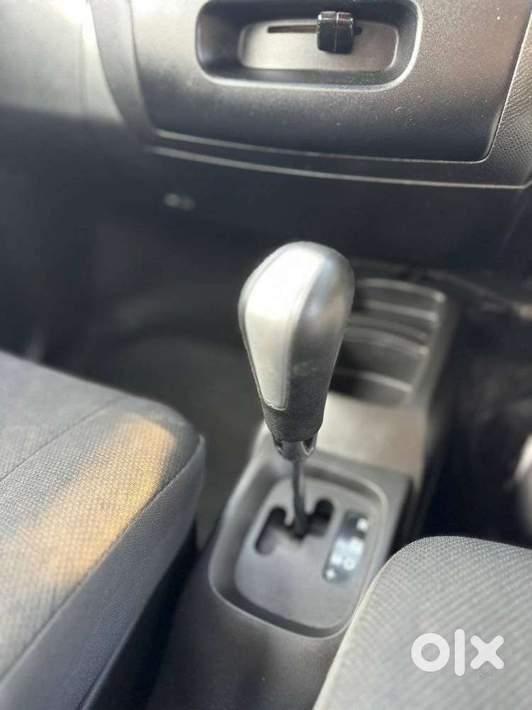 Maruti Suzuki Stingray Vxi, 2015, Petrol