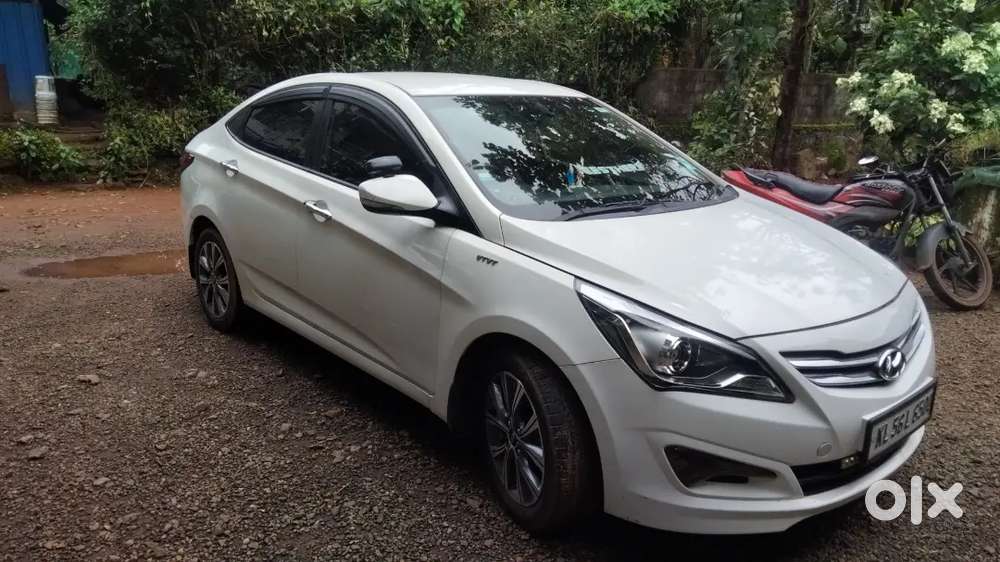 Hyundai Verna 2015 Sx Vtvt Petrol (top Model) In Excellent Condition.