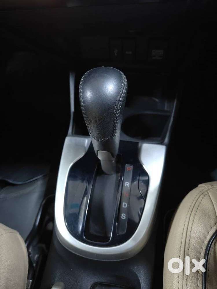 Honda Jazz V Cvt, 2018, Petrol