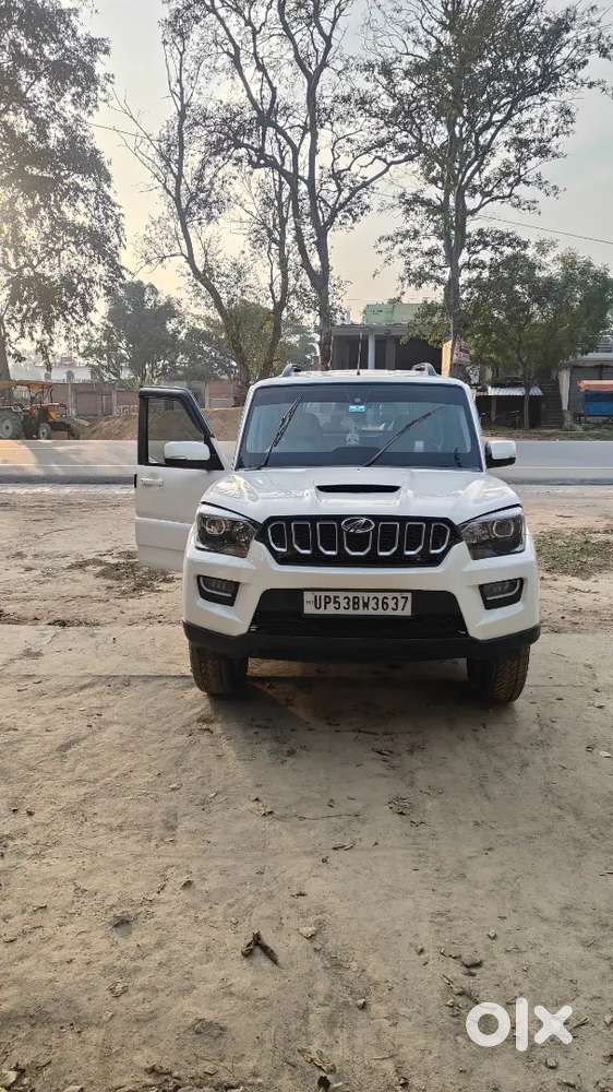 Mahindra Scorpio S 10 2.5 Diesel 2015