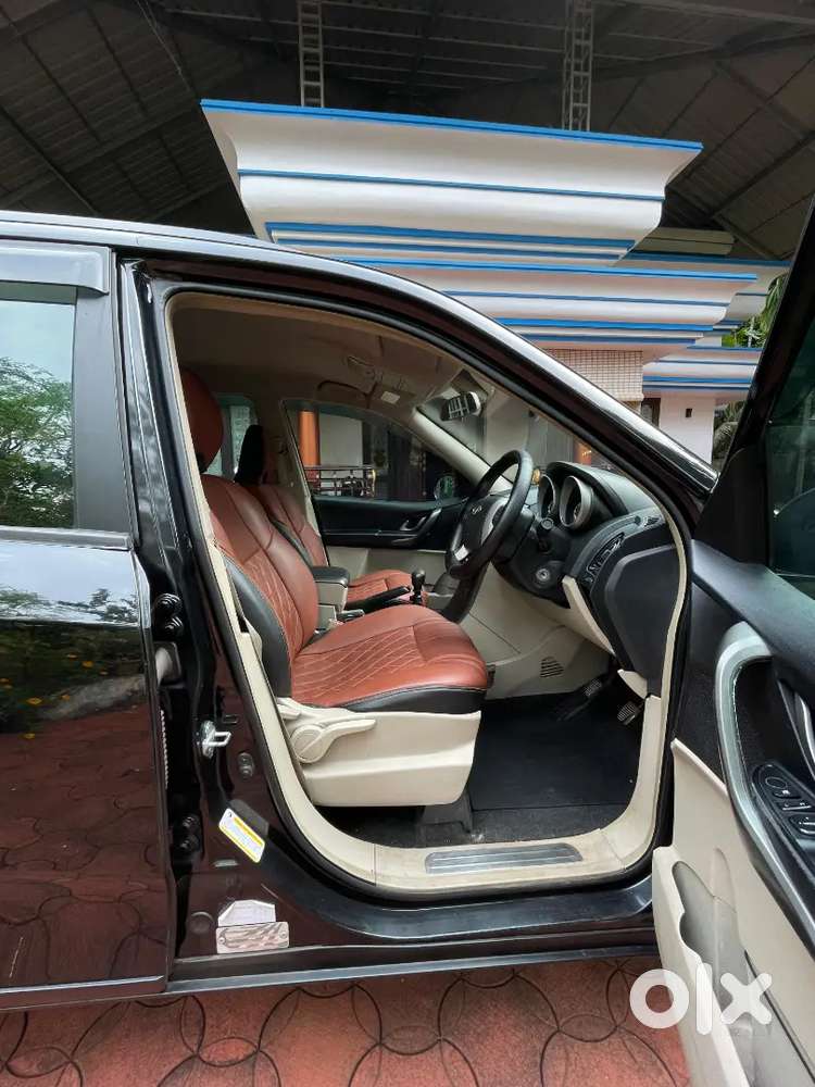 Mahindra Xuv500 2015