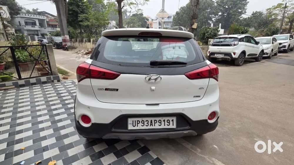 Hyundai I20 Active 2015 Diesel 99536 Km Driven