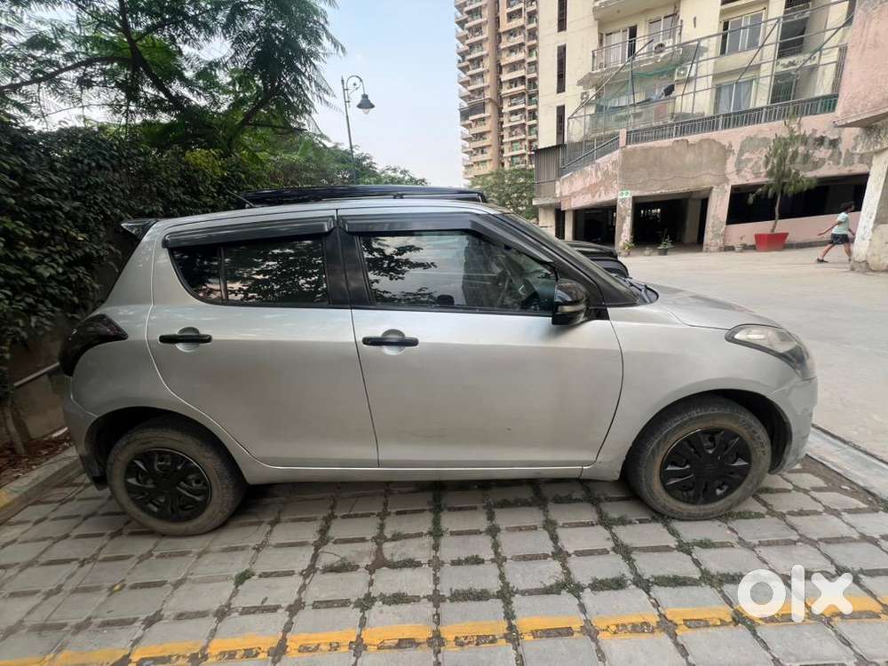 Maruti Suzuki Swift 2015 Petrol Well Maintained