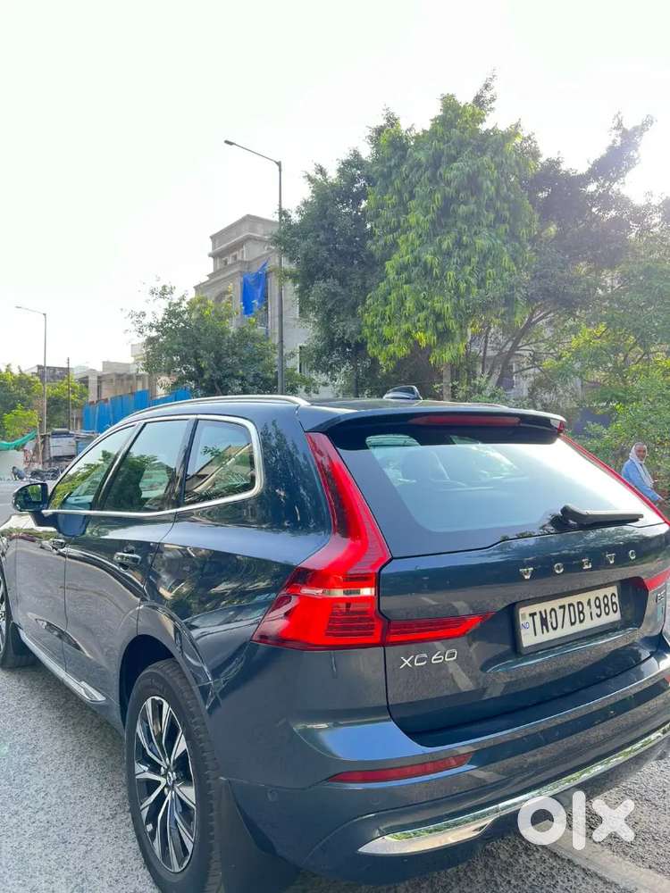 Volvo Xc60 2022 Petrol 14200 Km Driven
