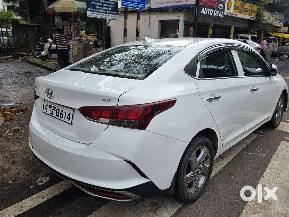 Hyundai Verna Sx 1.5 Petrol Ivt, 2022, Petrol