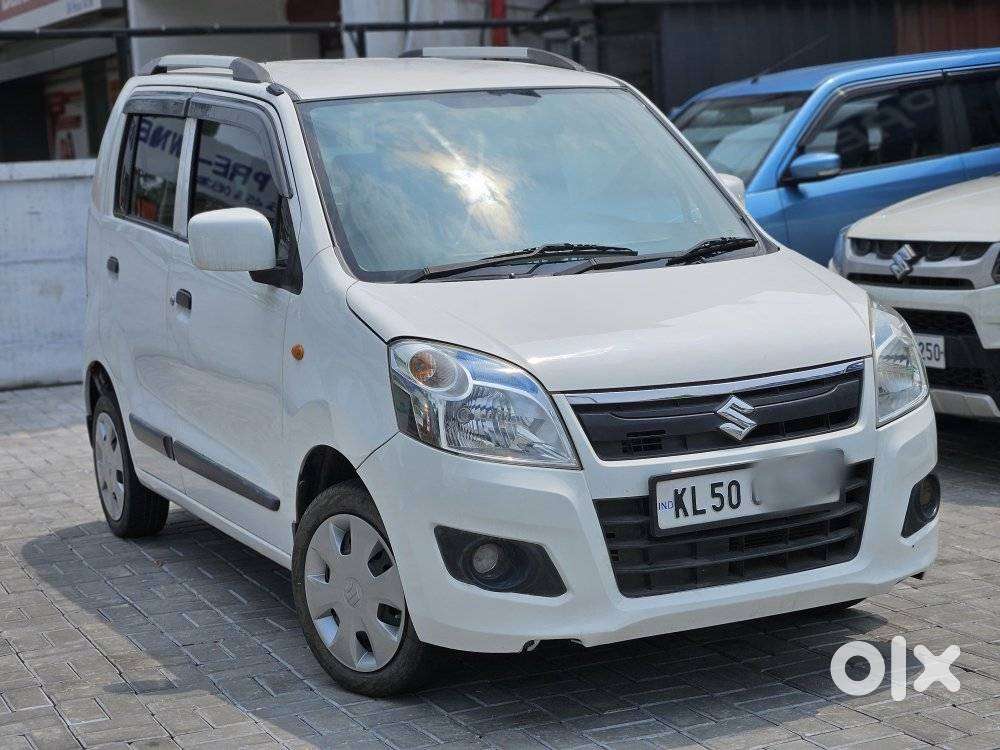 Maruti Suzuki Wagon R Vxi 1.0, 2018, Petrol