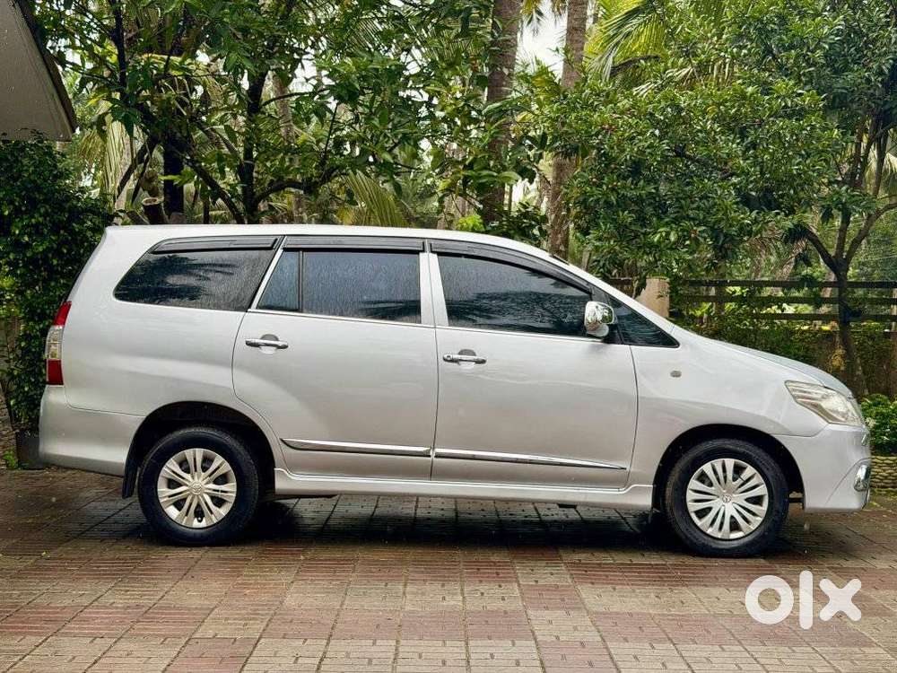 Toyota Innova 2.5 G (diesel) 7 Seater, 2013, Diesel