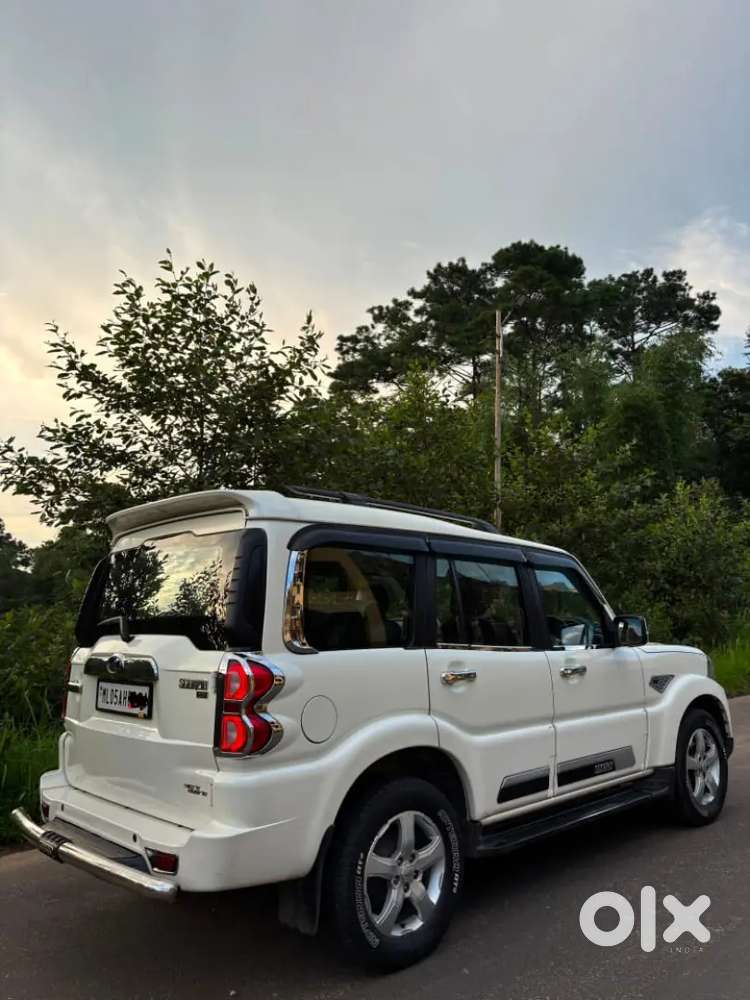 Mahindra Scorpio Diesel Manual 2020