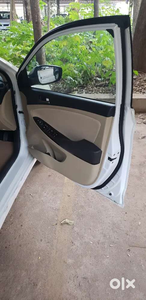 Hyundai Fluidic Verna 2016 Petrol 7400 Km Driven