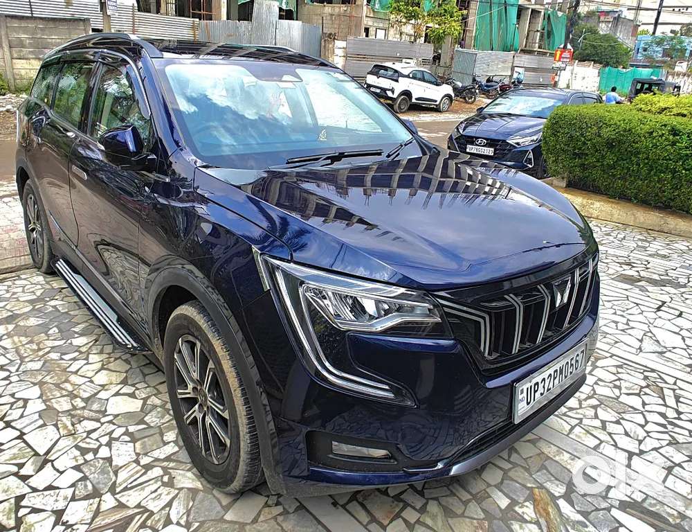 Mahindra Xuv700 2024 Diesel 22300 Km Driven