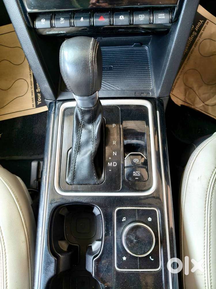 Xuv 700 Axl7 Luxury Awd