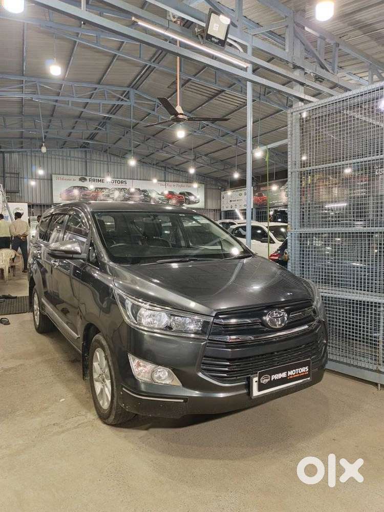 Toyota Innova Crysta 2.4 G Mt, 2017, Diesel